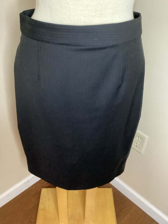 Brooks Brothers Dresses & Skirts - Brooks Brothers Explorer Black Pinstripe Pencil Skirt Size 2